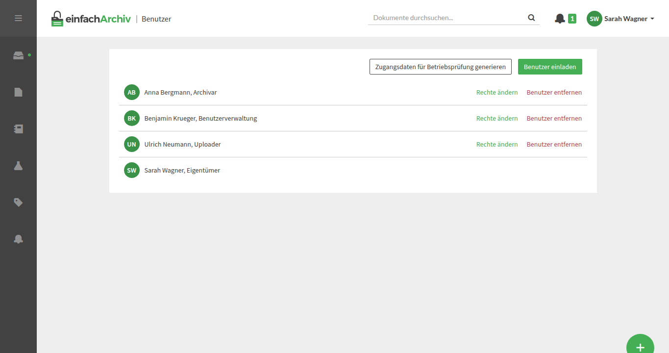 Screenshot der Benutzerübersicht mit Rollen und Aktionen in einfachArchiv