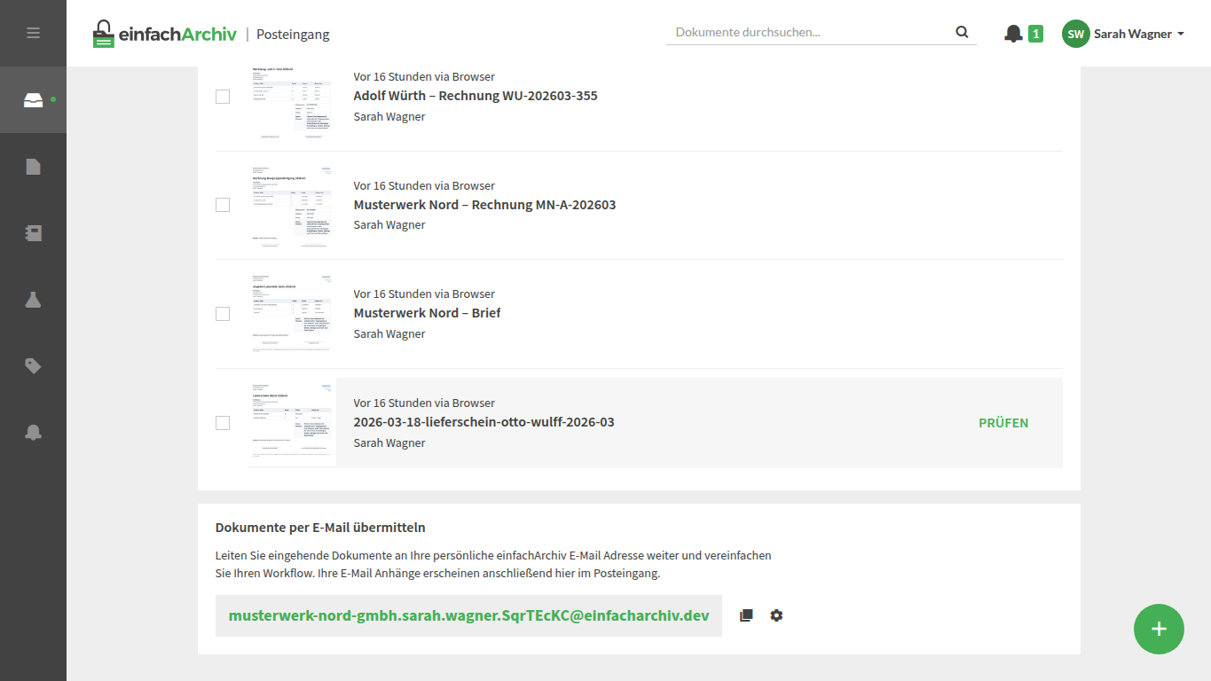 Posteingang mit persoenlicher E-Mail-Adresse und Zahnrad-Menue